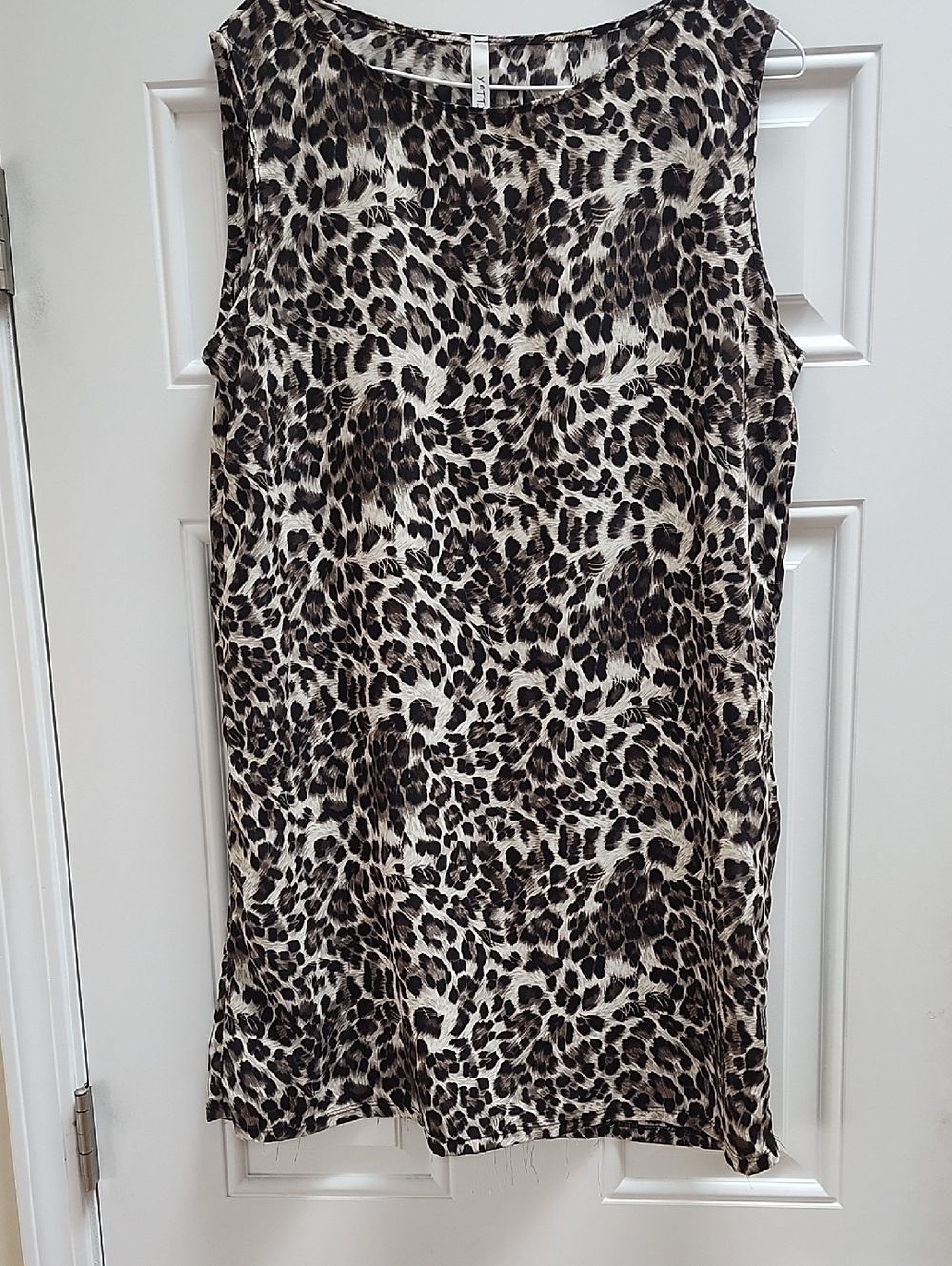 Dress. Sleeveless. Animal Print. So Light Weight. Dress Up Or Anytime
